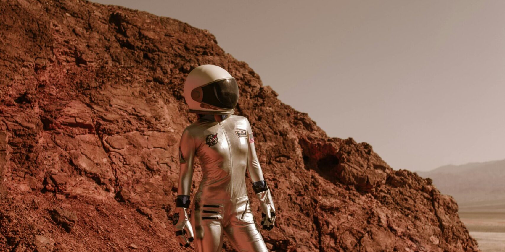 MEET A PHD STUDENT: I MATERIALI PER ALTE TEMPERATURE: DALLA RICERCA ALLE APPLICAZIONI PER LA PROPULSIONE SPAZIALE.