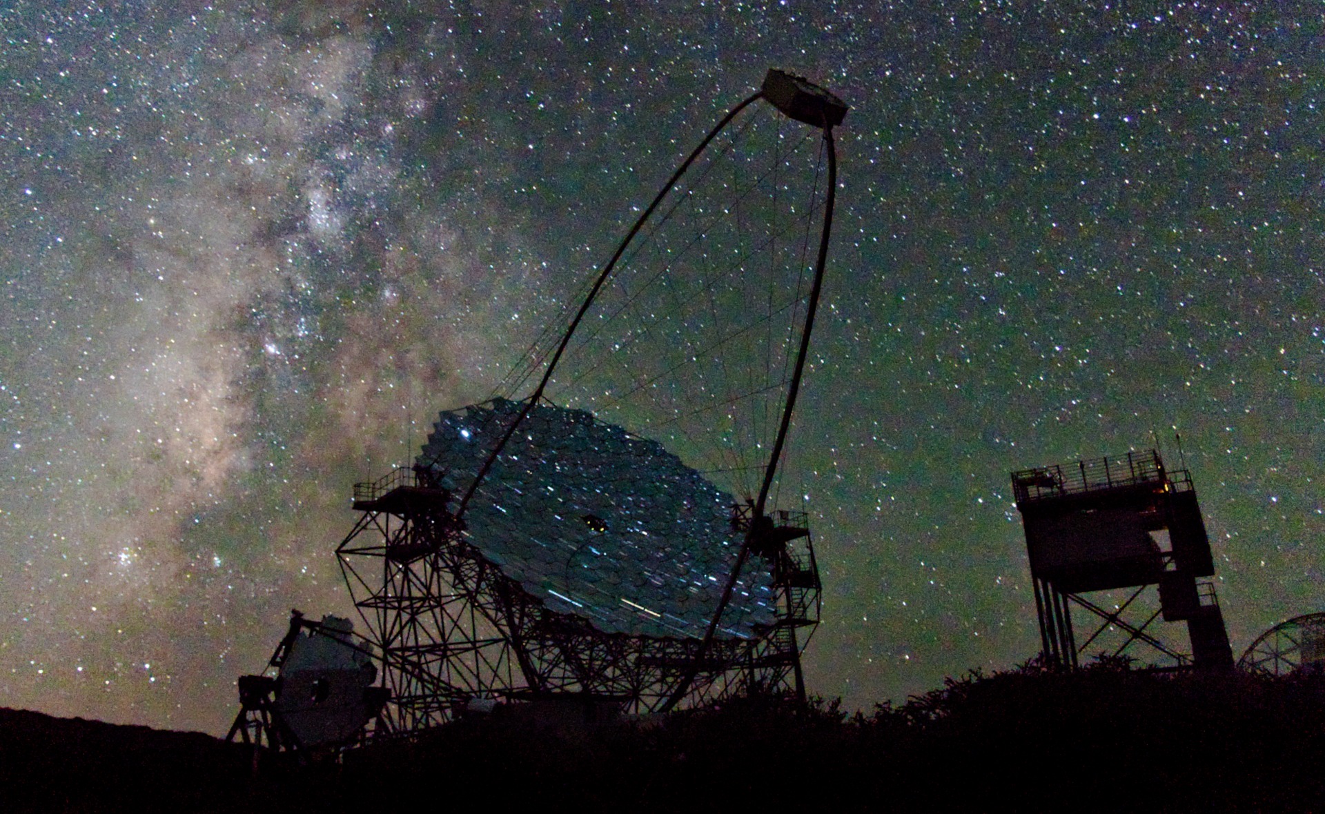 Uno sguardo verso l’universo: “vedere” l’invisibile