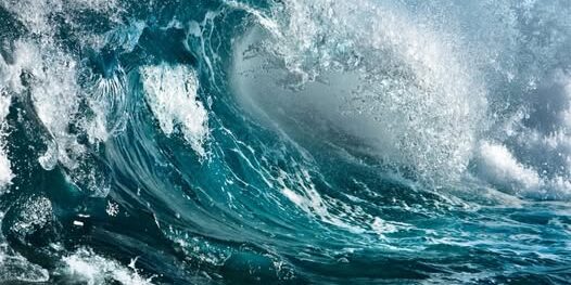 Coste sotto pressione: costruiamo una città resiliente alle mareggiate e ai meteo-tsunami